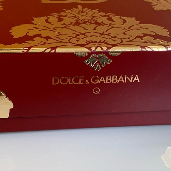 Dolce & Gabbana Perfume Gift Box - Picture 2 of 3